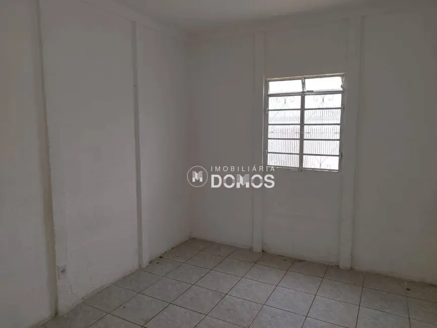 Casa com 2 quartos para alugar em Jardim do Vale II, Guaratingueta - SP - imagem 4 Foto 4 de Casa com 2 quartos para alugar em Jardim do Vale II, Guaratingueta - SP