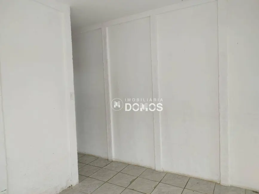 Casa com 2 quartos para alugar em Jardim do Vale II, Guaratingueta - SP - imagem 8 Foto 8 de Casa com 2 quartos para alugar em Jardim do Vale II, Guaratingueta - SP