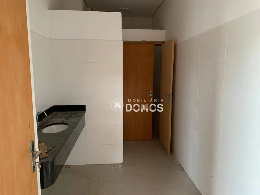 Sala Comercial para alugar, 400m2 em Vila Paraíba, Guaratingueta - SP - imagem 5 Foto 5 de Sala Comercial para alugar, 400m2 em Vila Paraíba, Guaratingueta - SP