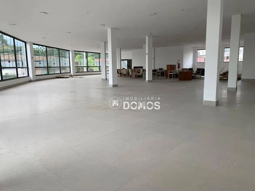 Foto 1 de Sala Comercial para alugar, 400m2 em Vila Paraíba, Guaratingueta - SP