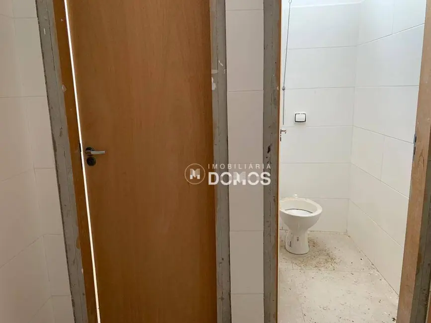 Sala Comercial para alugar, 400m2 em Vila Paraíba, Guaratingueta - SP - imagem 3 Foto 3 de Sala Comercial para alugar, 400m2 em Vila Paraíba, Guaratingueta - SP