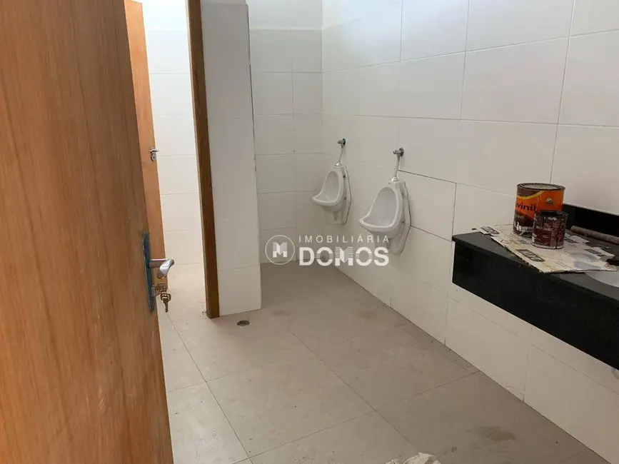 Sala Comercial para alugar, 400m2 em Vila Paraíba, Guaratingueta - SP - imagem 6 Foto 6 de Sala Comercial para alugar, 400m2 em Vila Paraíba, Guaratingueta - SP