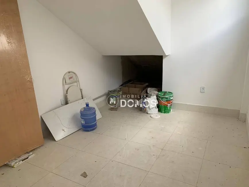 Sala Comercial para alugar, 485m2 em Vila Paraíba, Guaratingueta - SP - imagem 2 Foto 2 de Sala Comercial para alugar, 485m2 em Vila Paraíba, Guaratingueta - SP