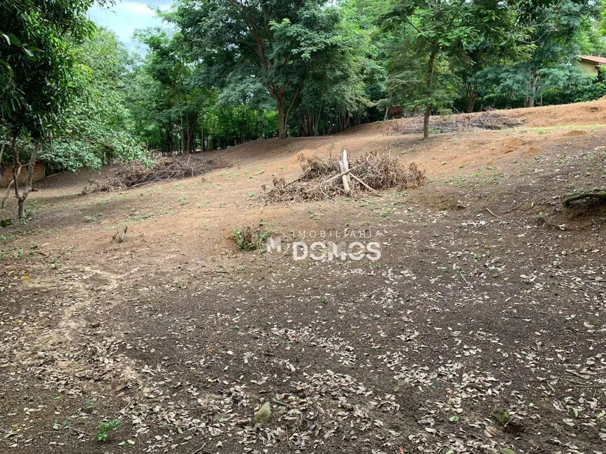 Foto 4 de Casa com 1 quarto à venda, 3200m2 em Bom Jardim I, Guaratingueta - SP