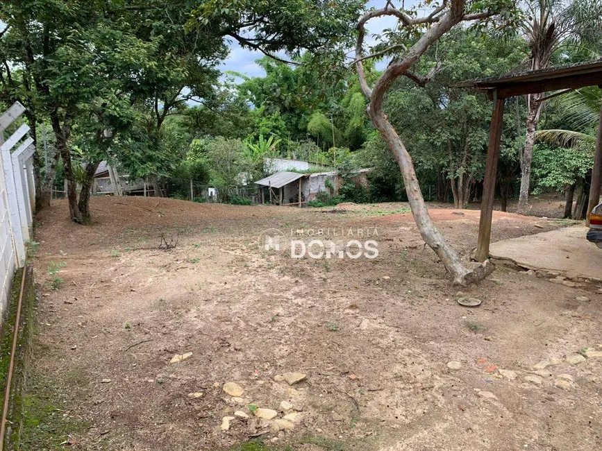 Foto 3 de Casa com 1 quarto à venda, 3200m2 em Bom Jardim I, Guaratingueta - SP