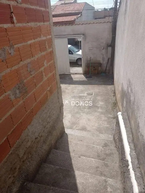 Foto 3 de Casa com 3 quartos à venda, 250m2 em Guaratingueta - SP