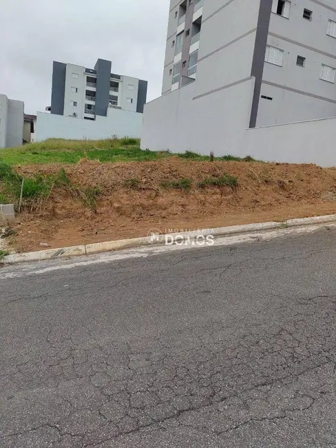 Foto 4 de Terreno / Lote à venda, 390m2 em Residencial Village Santana, Guaratingueta - SP
