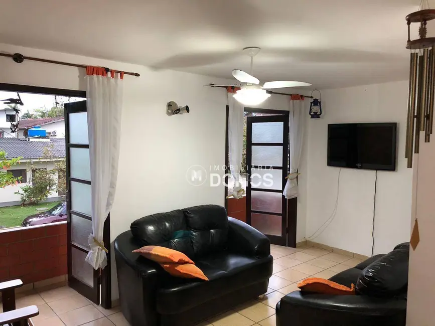 Apartamento com 3 quartos à venda, 85m2 em Ubatuba - SP - imagem 4 Foto 4 de Apartamento com 3 quartos à venda, 85m2 em Ubatuba - SP