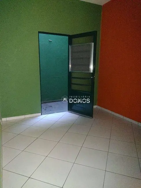 Sobrado com 4 quartos à venda, 250m2 em Campo do Galvão, Guaratingueta - SP - imagem 7 Foto 7 de Sobrado com 4 quartos à venda, 250m2 em Campo do Galvão, Guaratingueta - SP