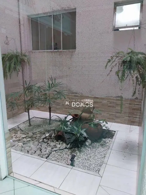 Foto 3 de Apartamento com 2 quartos para alugar, 56m2 em Pindamonhangaba - SP