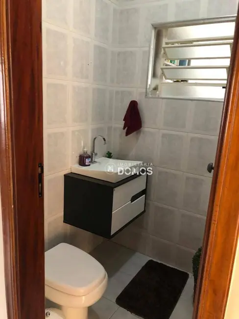 Foto 2 de Casa com 3 quartos à venda, 250m2 em Parque das Árvores, Guaratingueta - SP