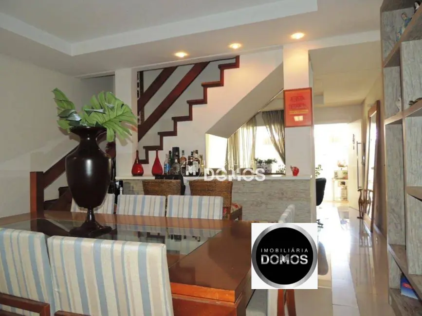 Casa com 2 quartos à venda, 146m2 em Pedregulho, Guaratingueta - SP - imagem 3 Foto 3 de Casa com 2 quartos à venda, 146m2 em Pedregulho, Guaratingueta - SP