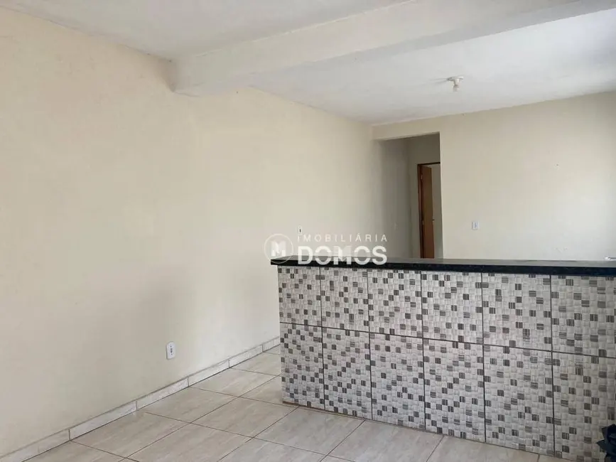 Foto 1 de Casa com 1 quarto à venda, 140m2 em Jardim Modelo, Guaratingueta - SP