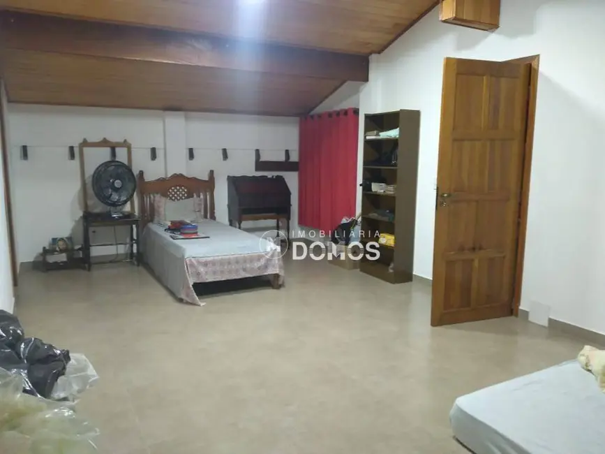 Foto 4 de Casa com 4 quartos à venda, 1400m2 em Residencial COOPEMI I, Guaratingueta - SP