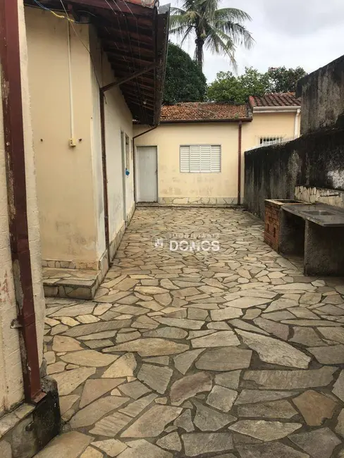 Foto 9 de Casa com 3 quartos para alugar, 250m2 em Centro, Lorena - SP