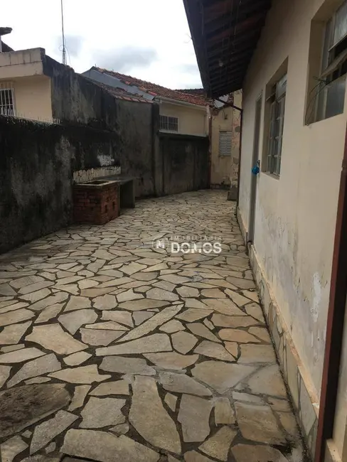 Foto 6 de Casa com 3 quartos para alugar, 250m2 em Centro, Lorena - SP