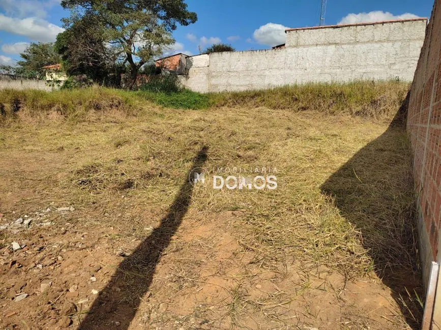 Foto 5 de Terreno / Lote à venda, 360m2 em Guaratingueta - SP