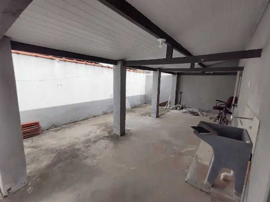 Foto 2 de Casa com 3 quartos à venda, 250m2 em Jardim do Vale, Guaratingueta - SP