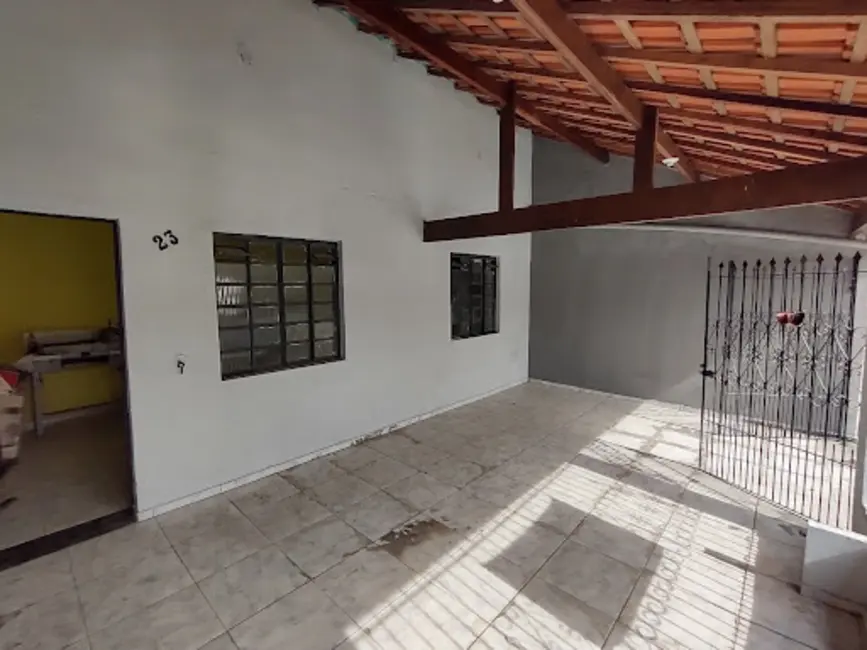 Foto 1 de Casa com 3 quartos à venda, 250m2 em Jardim do Vale, Guaratingueta - SP