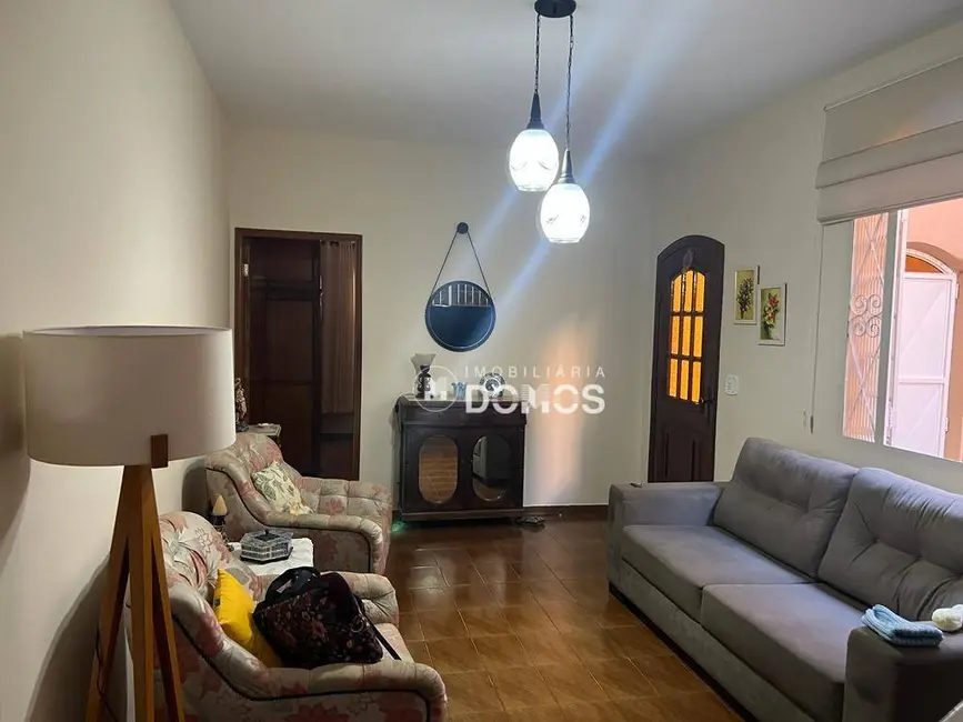 Foto 4 de Casa com 4 quartos à venda, 125m2 em Santa Rita, Guaratingueta - SP