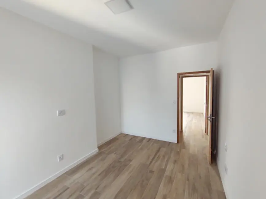 Foto 7 de Casa com 2 quartos à venda, 135m2 em Jardim Ícaro, Guaratingueta - SP