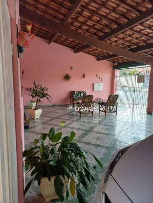 Foto 1 de Casa com 3 quartos à venda em Vila Comendador Rodrigues Alves, Guaratingueta - SP