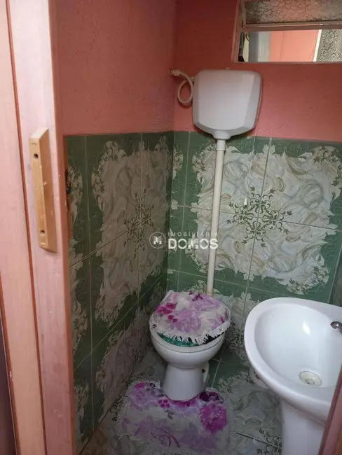 Foto 3 de Casa com 3 quartos à venda em Vila Comendador Rodrigues Alves, Guaratingueta - SP