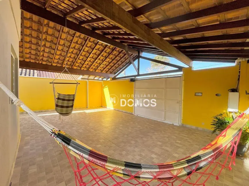 Foto 7 de Casa com 3 quartos à venda, 170m2 em Jardim França I, Guaratingueta - SP