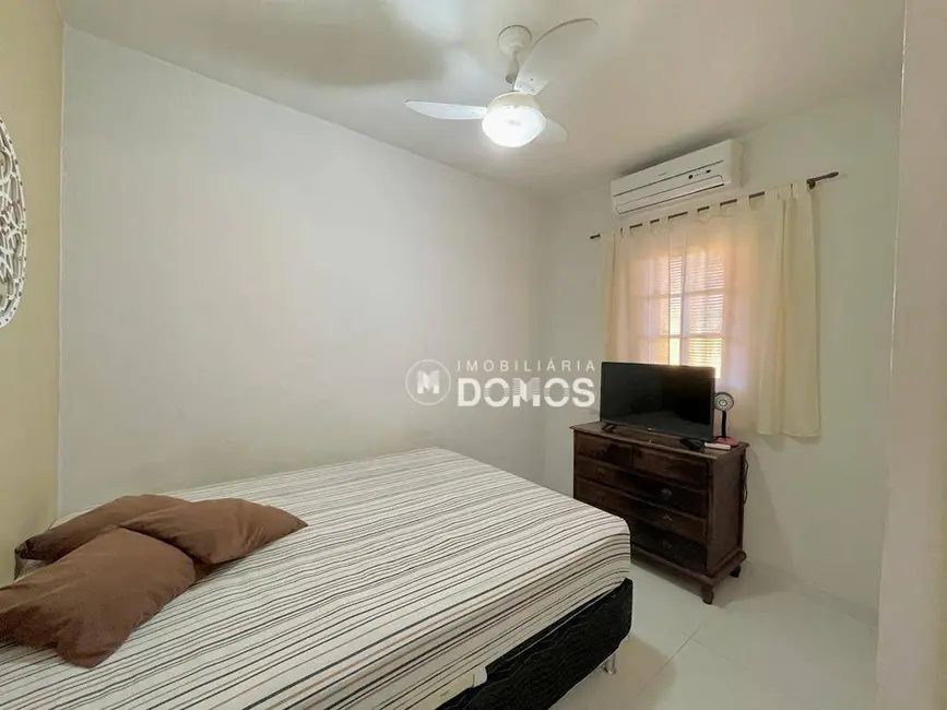 Foto 5 de Casa com 3 quartos à venda, 170m2 em Jardim França I, Guaratingueta - SP