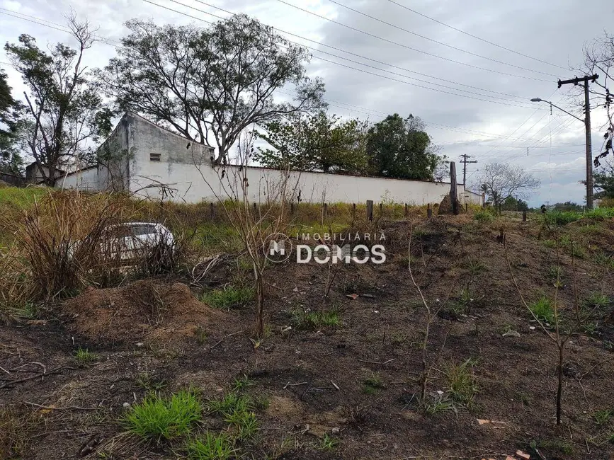 Foto 3 de Terreno / Lote à venda, 390m2 em Guaratingueta - SP