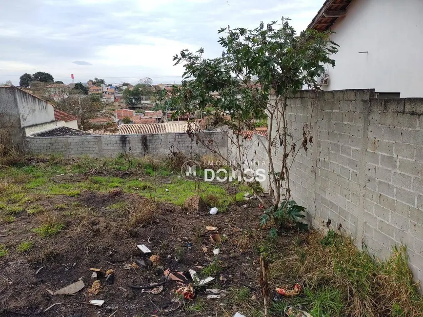 Foto 2 de Terreno / Lote à venda, 390m2 em Guaratingueta - SP