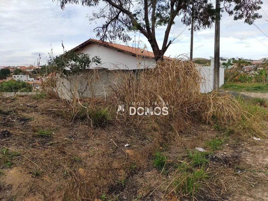 Foto 5 de Terreno / Lote à venda, 390m2 em Guaratingueta - SP