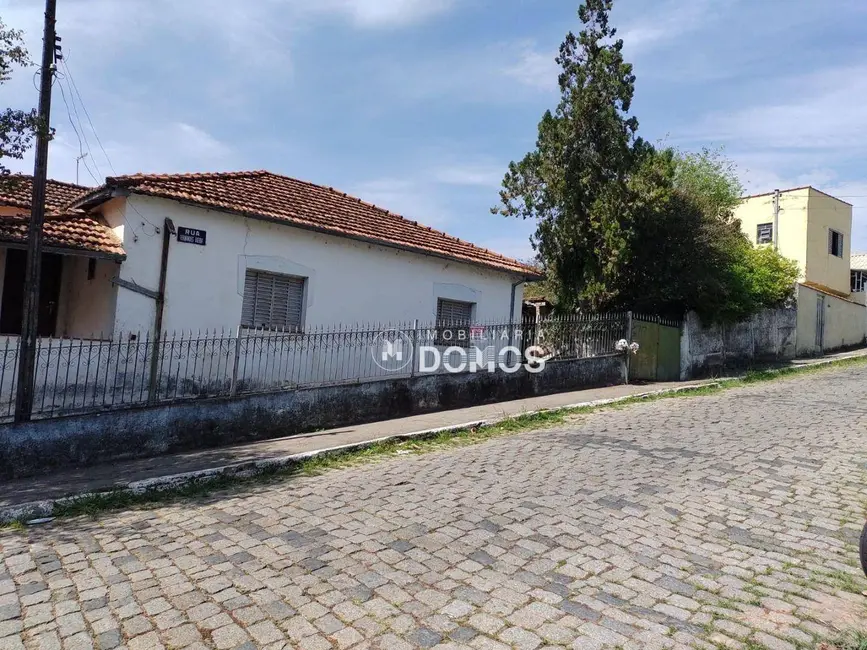 Foto 1 de Casa com 2 quartos à venda, 310m2 em Nova Guará, Guaratingueta - SP