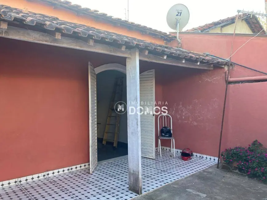 Casa com 4 quartos à venda, 300m2 em Jardim do Vale, Guaratingueta - SP - imagem 3 Foto 3 de Casa com 4 quartos à venda, 300m2 em Jardim do Vale, Guaratingueta - SP