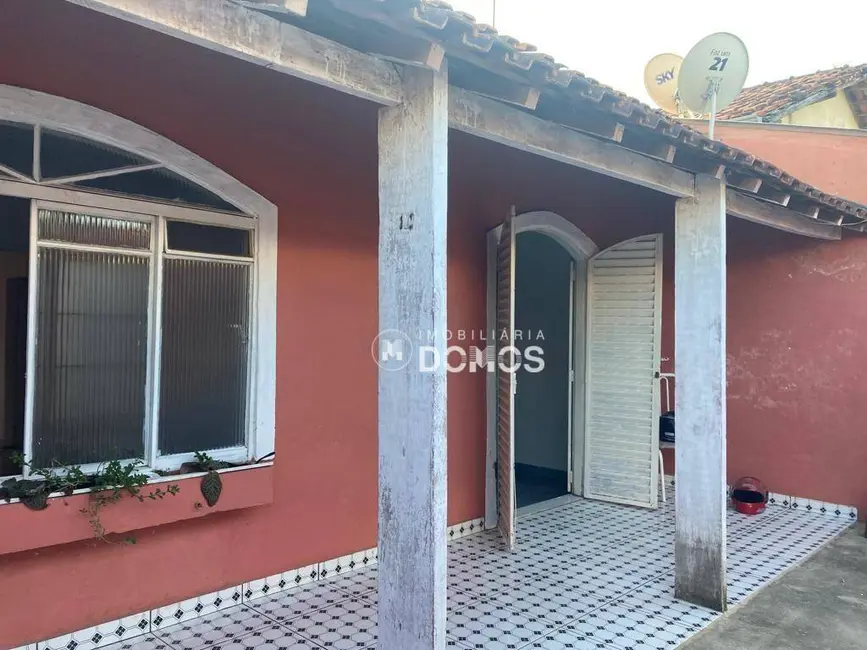 Foto 1 de Casa com 4 quartos à venda, 300m2 em Jardim do Vale, Guaratingueta - SP
