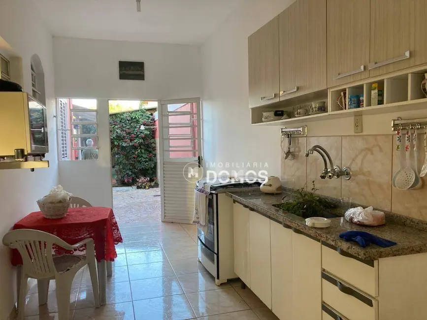 Foto 7 de Casa com 3 quartos à venda, 298m2 em Parque Residencial Beira Rio, Guaratingueta - SP