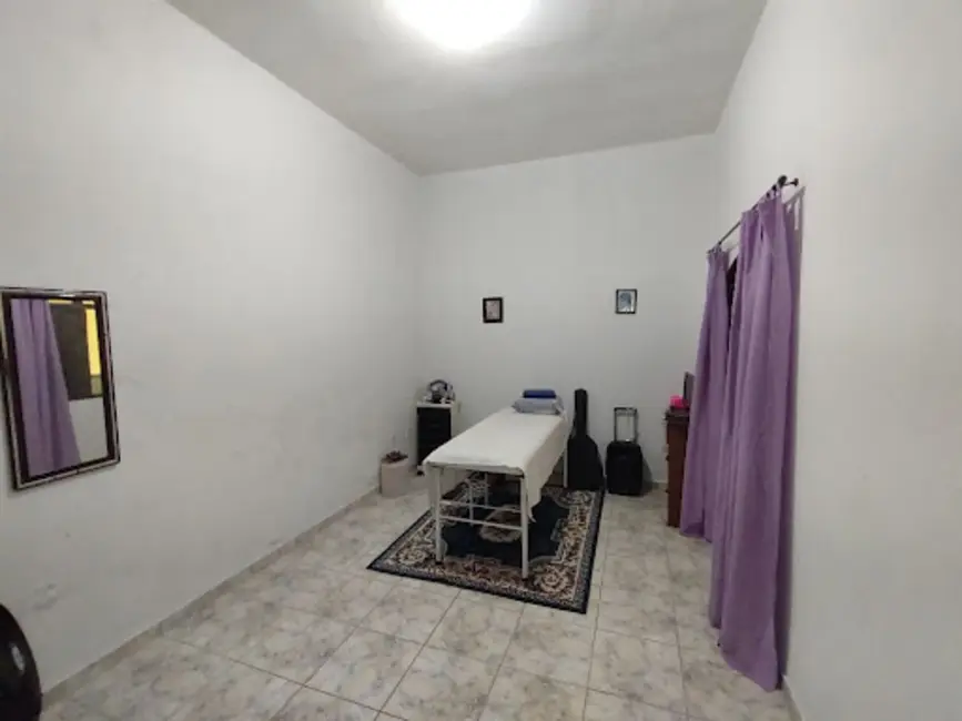 Chácara com 5 quartos à venda, 1052m2 em Chácaras Piagui, Guaratingueta - SP - imagem 6 Foto 6 de Chácara com 5 quartos à venda, 1052m2 em Chácaras Piagui, Guaratingueta - SP