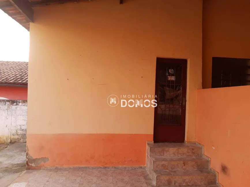 Foto 3 de Casa com 2 quartos à venda, 350m2 em Guaratingueta - SP