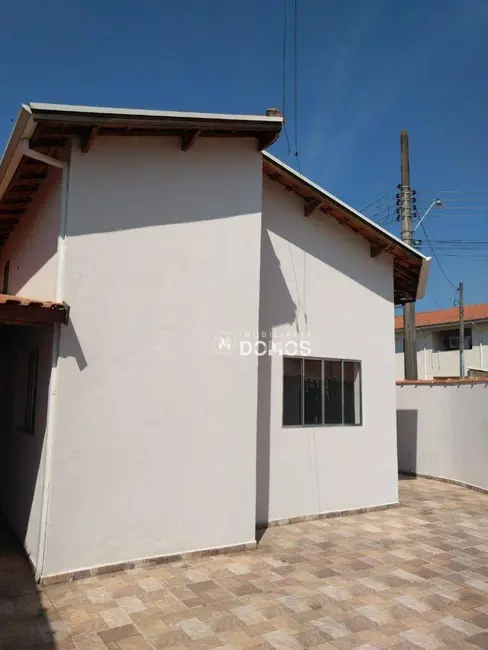 Foto 2 de Casa com 2 quartos à venda, 137m2 em Roseira - SP