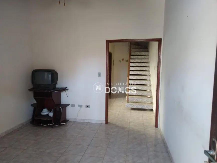 Foto 1 de Sobrado com 4 quartos à venda, 150m2 em Ubatuba - SP