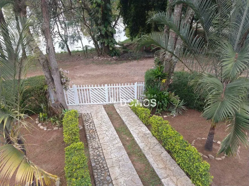 Foto 3 de Casa com 3 quartos à venda, 706m2 em Internacional Park, Guaratingueta - SP