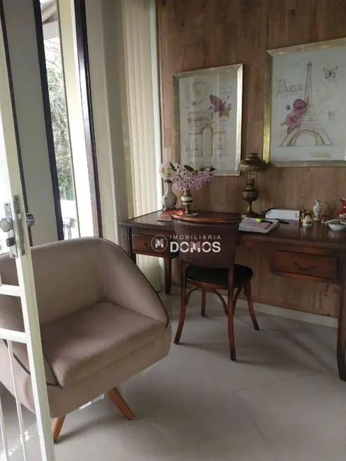 Foto 9 de Casa com 3 quartos à venda, 706m2 em Internacional Park, Guaratingueta - SP