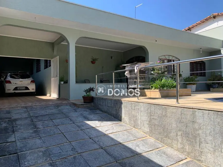 Casa com 3 quartos à venda em Guaratingueta - SP - imagem 4 Foto 4 de Casa com 3 quartos à venda em Guaratingueta - SP