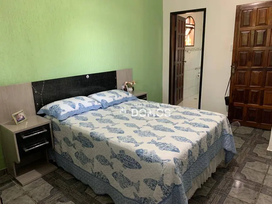 Casa com 3 quartos à venda em Guaratingueta - SP - imagem 6 Foto 6 de Casa com 3 quartos à venda em Guaratingueta - SP