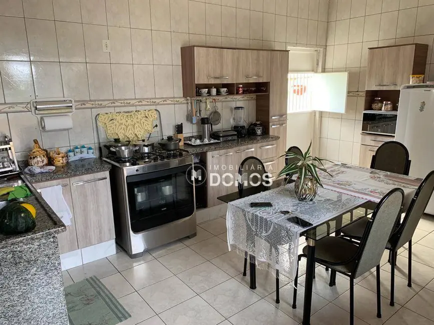 Casa com 3 quartos à venda em Guaratingueta - SP - imagem 8 Foto 8 de Casa com 3 quartos à venda em Guaratingueta - SP