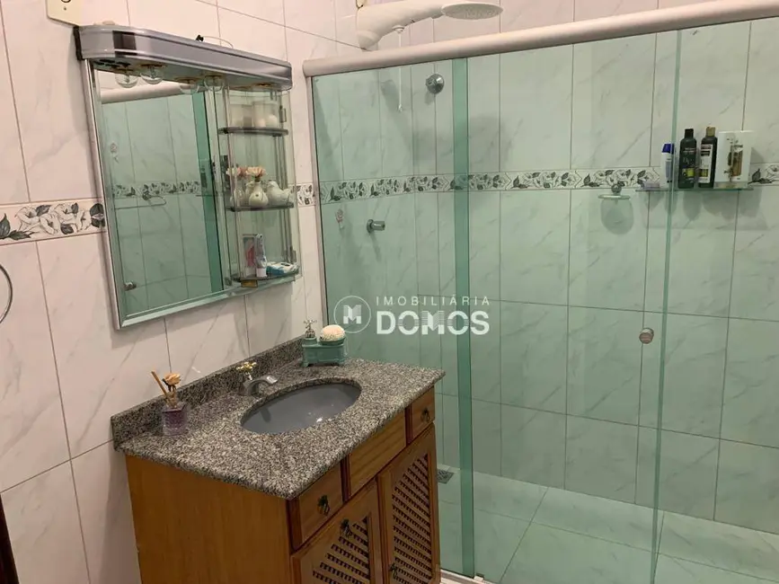 Casa com 3 quartos à venda em Guaratingueta - SP - imagem 5 Foto 5 de Casa com 3 quartos à venda em Guaratingueta - SP