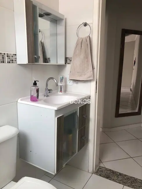 Apartamento com 2 quartos à venda, 45m2 em Aparecida - SP - imagem 3 Foto 3 de Apartamento com 2 quartos à venda, 45m2 em Aparecida - SP