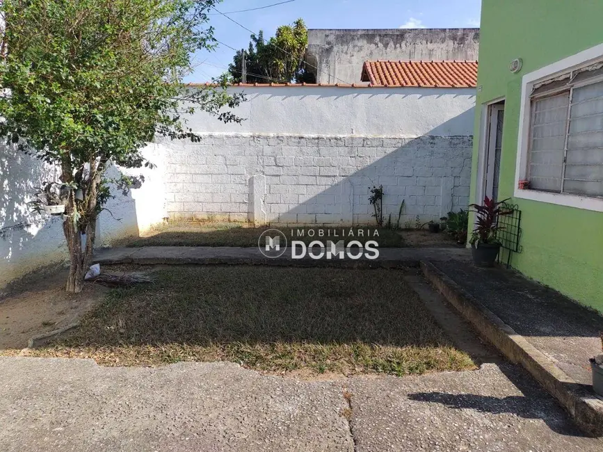 Casa com 3 quartos à venda, 375m2 em Jardim Indepedência, Guaratingueta - SP - imagem 5 Foto 5 de Casa com 3 quartos à venda, 375m2 em Jardim Indepedência, Guaratingueta - SP