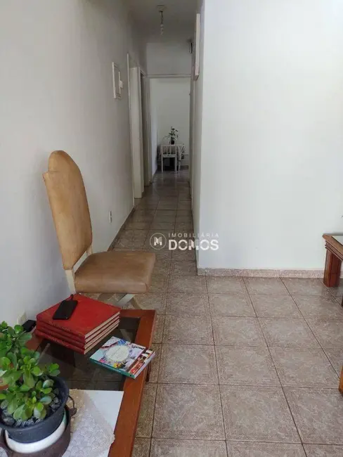 Casa com 3 quartos à venda, 375m2 em Jardim Indepedência, Guaratingueta - SP - imagem 4 Foto 4 de Casa com 3 quartos à venda, 375m2 em Jardim Indepedência, Guaratingueta - SP
