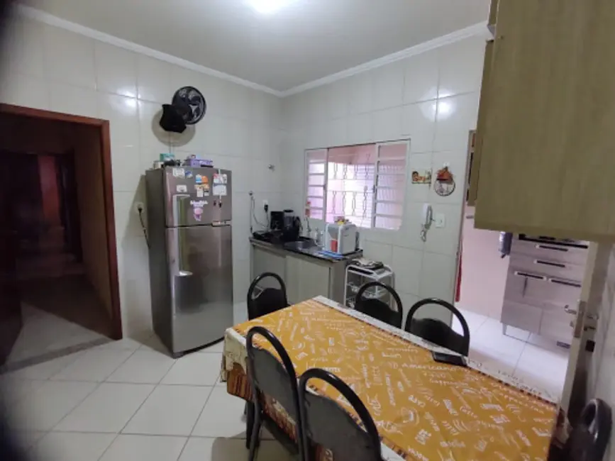 Foto 9 de Casa com 2 quartos à venda, 125m2 em Parque do Sol, Guaratingueta - SP